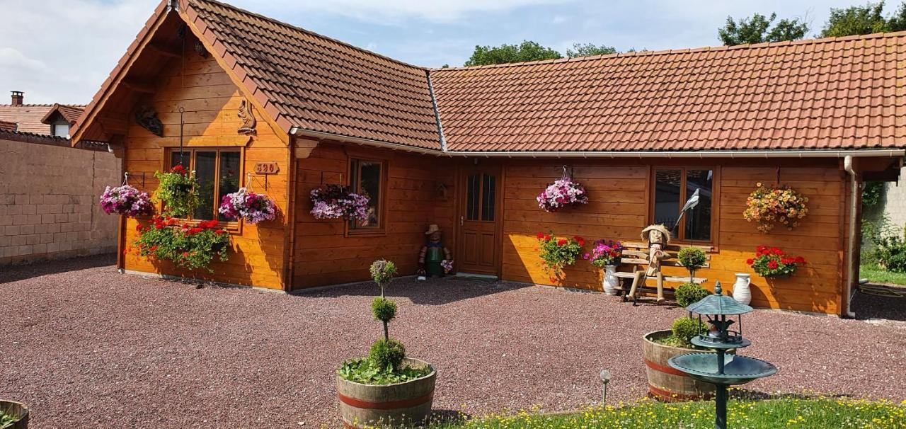 Le Chalet Saint-Quentin-Lamotte-Croix-au-Bailly Eksteriør billede