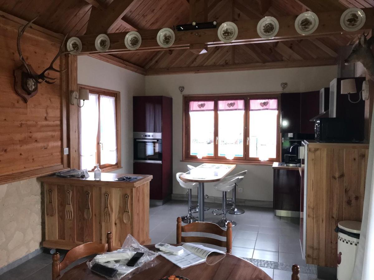 Le Chalet Saint-Quentin-Lamotte-Croix-au-Bailly Eksteriør billede